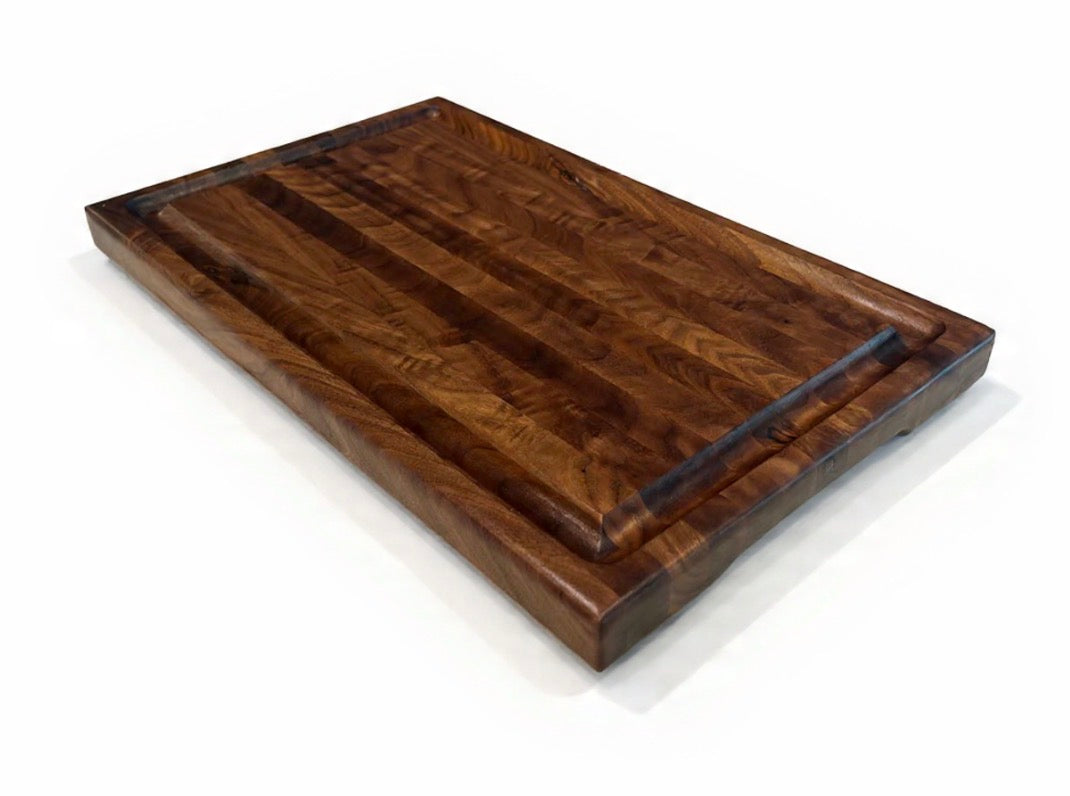 Walnut Edge Grain Cutting Board (Pre-Order)