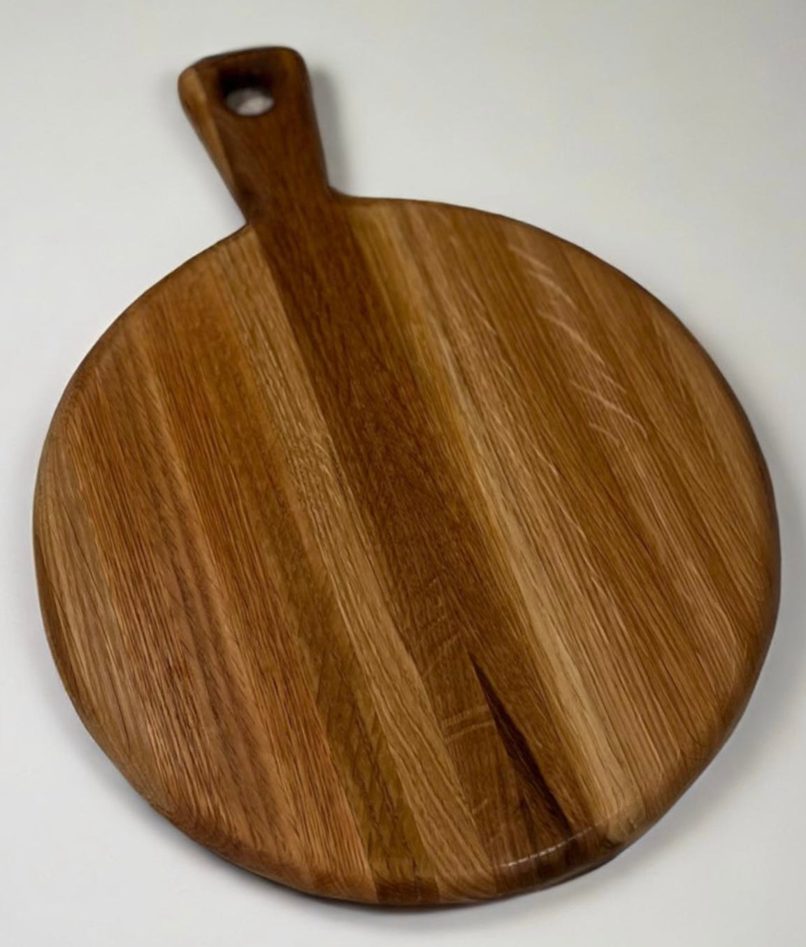 Round Charcuterie Board With Handle (Pre-Order)