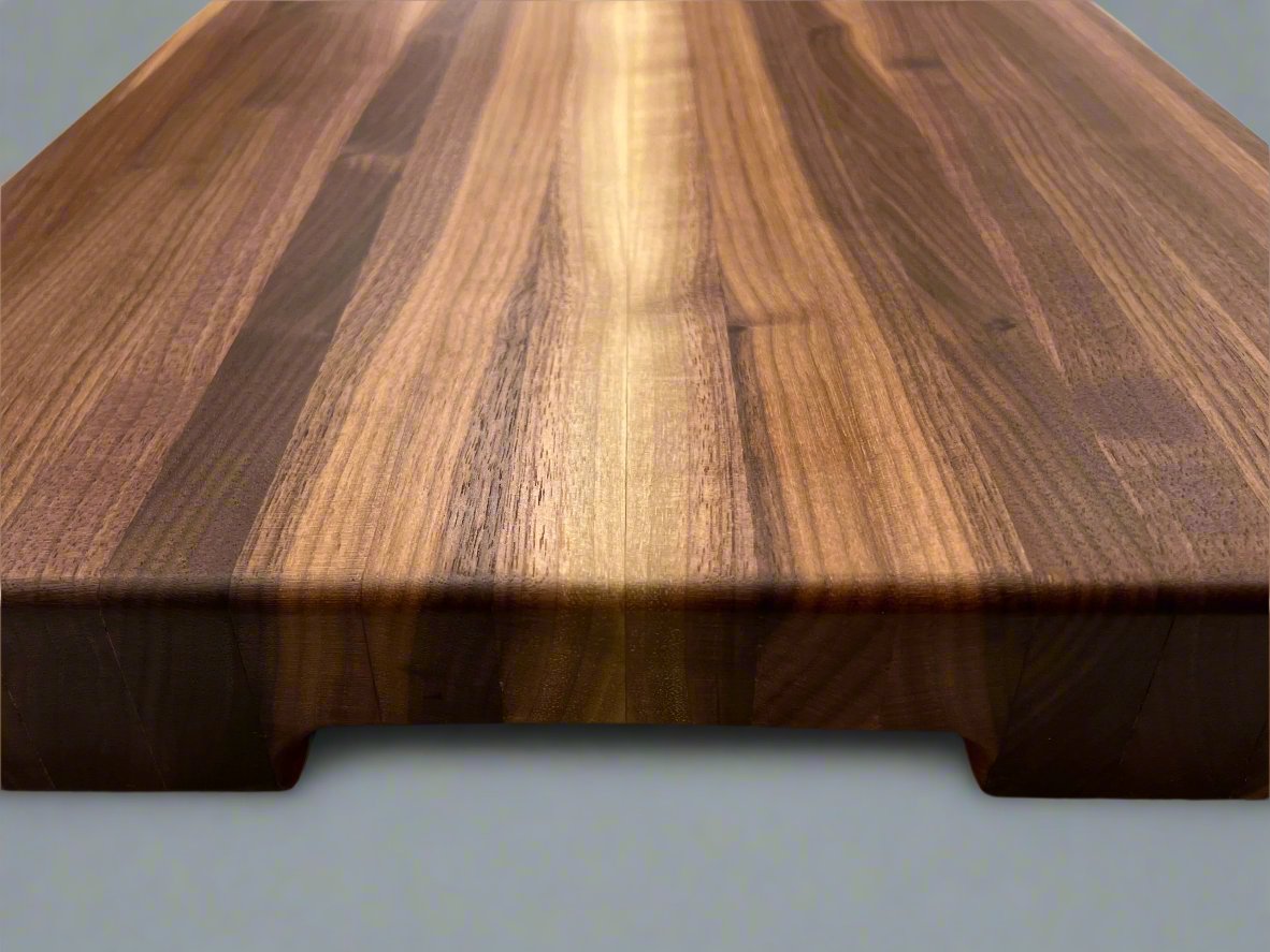 Walnut Edge Grain Cutting Board (Pre-Order)