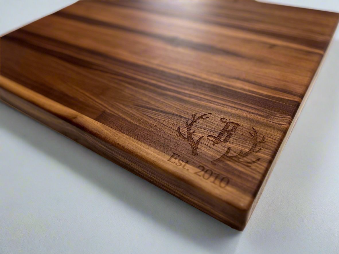 Walnut Edge Grain Cutting Board (Pre-Order)