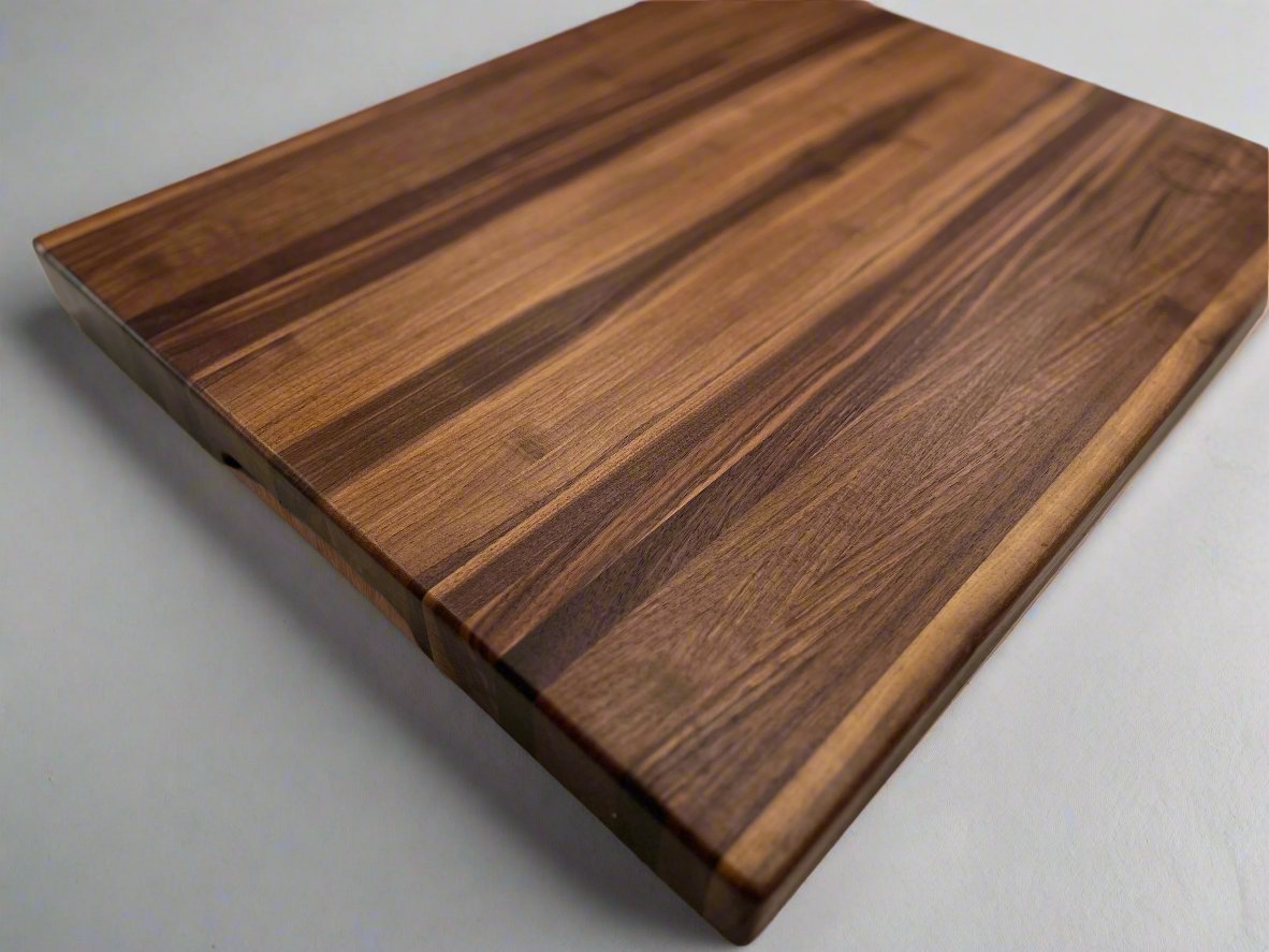 Walnut Edge Grain Cutting Board (Pre-Order)